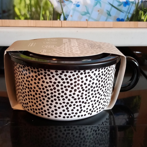 Thyme & Table Dotted Soup Mug with Lid - Picture 3 of 4